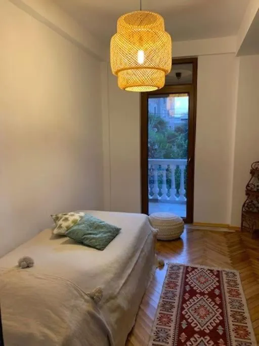 Dom wakacyjny Charmante Maison De Ville Dans Quartier Historique Szkodra